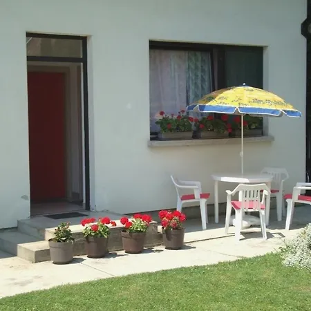 Tulipan Vendeghaz Apartment