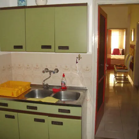 Tulipan Vendeghaz Apartment