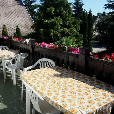 Tulipán Apartman Balatonboglár